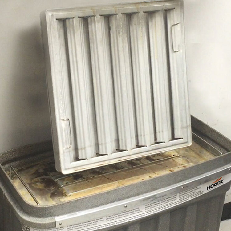 HOODZ Soak Tank Cleaning Service