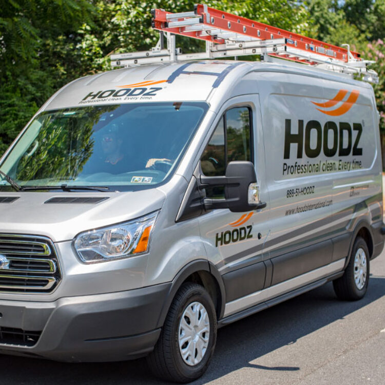 Hoodz-service-van